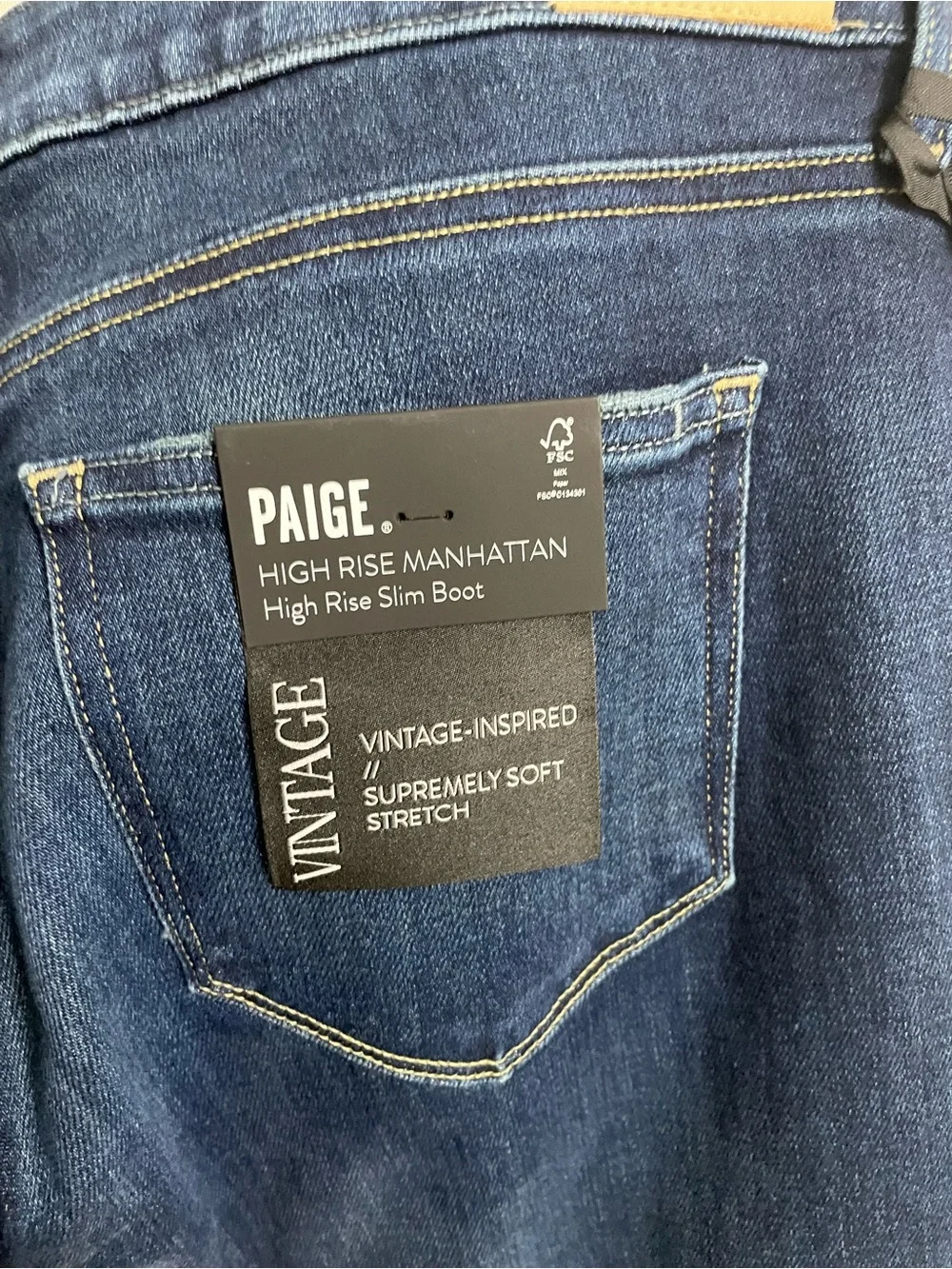 PAIGE High Rise Manhattan Slim Bootcut Jeans Size 34 32” NWT